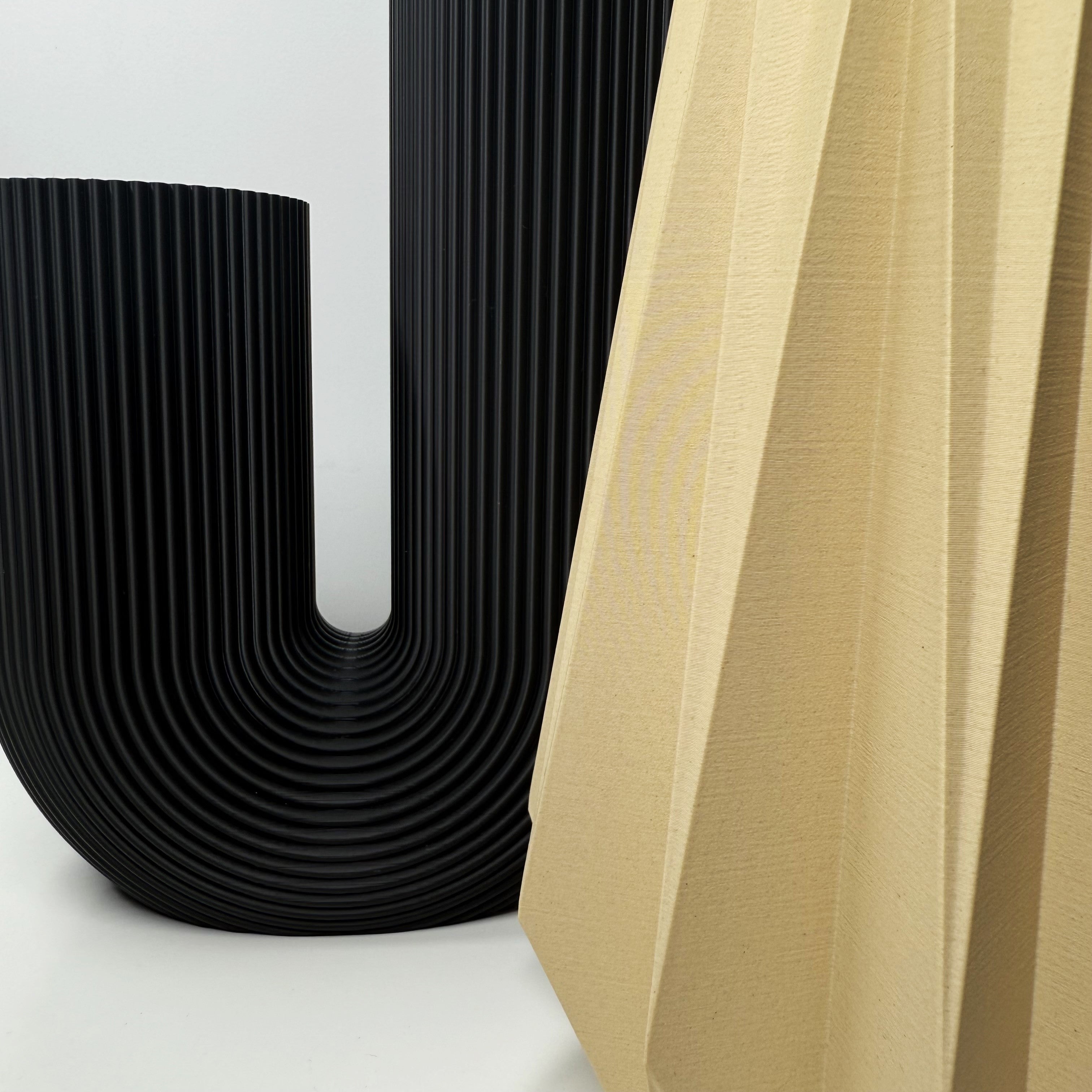 Modernios Daugiakampės Vazos