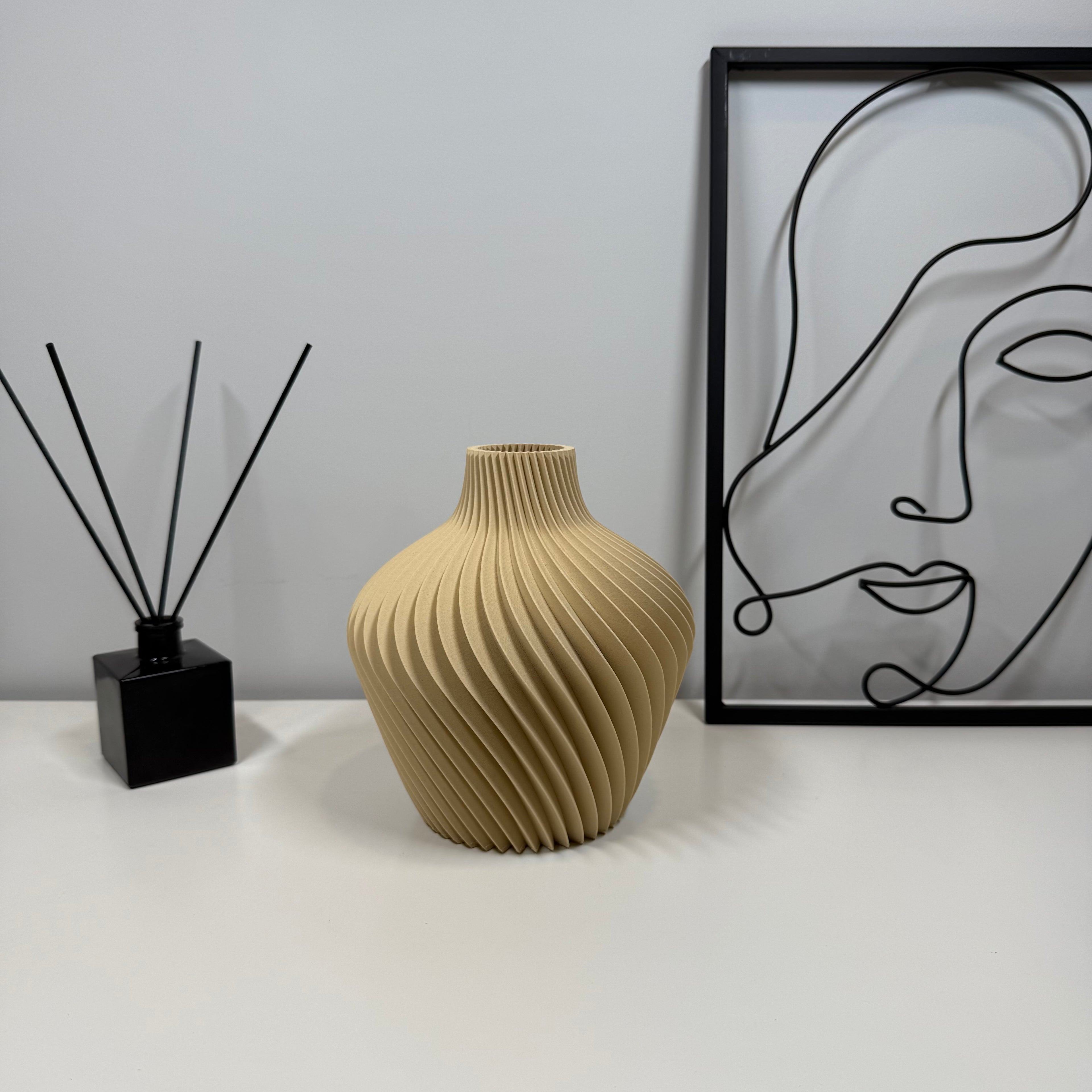 ELLA – Banguota vaza