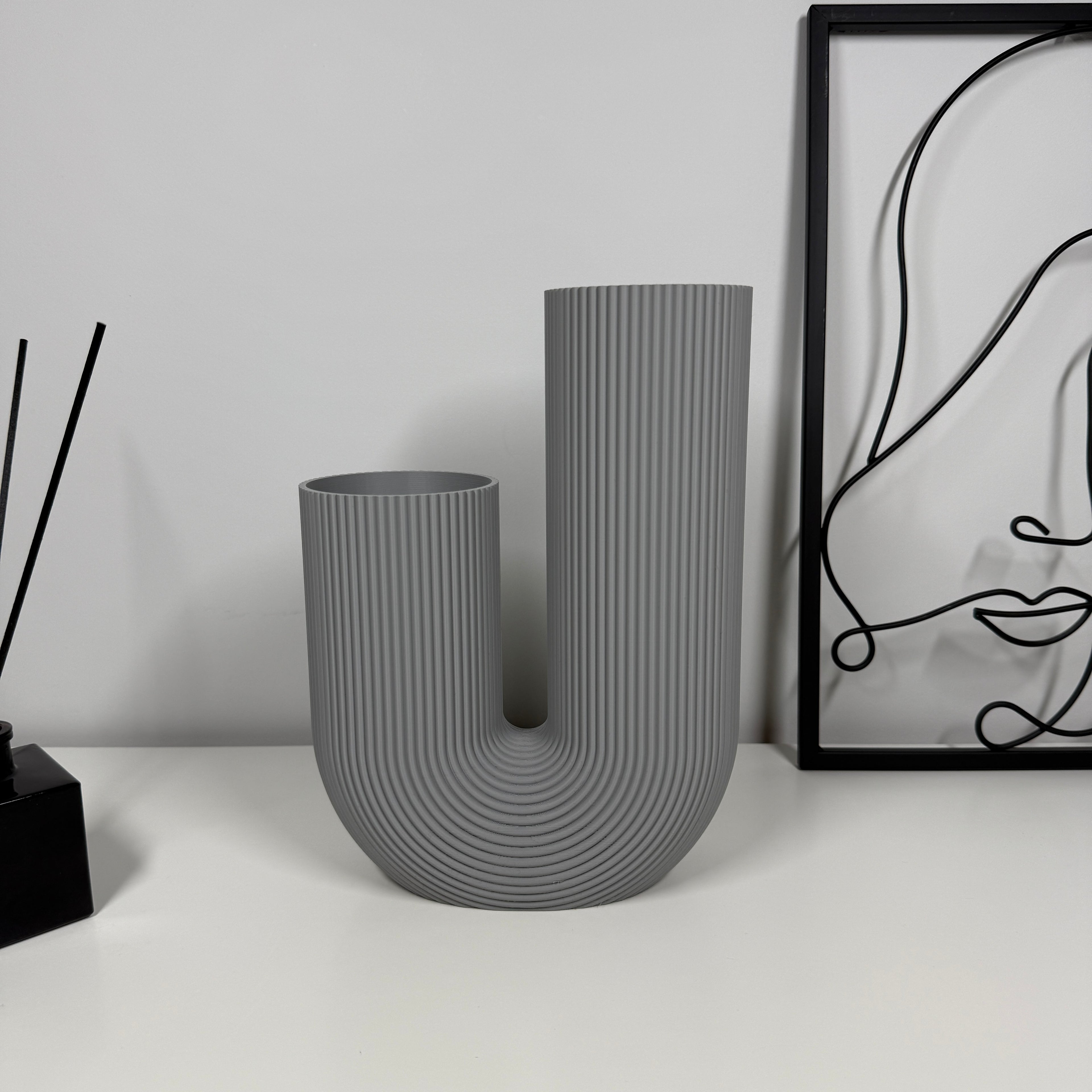 JUNO – J formos dekoratyvinė vaza