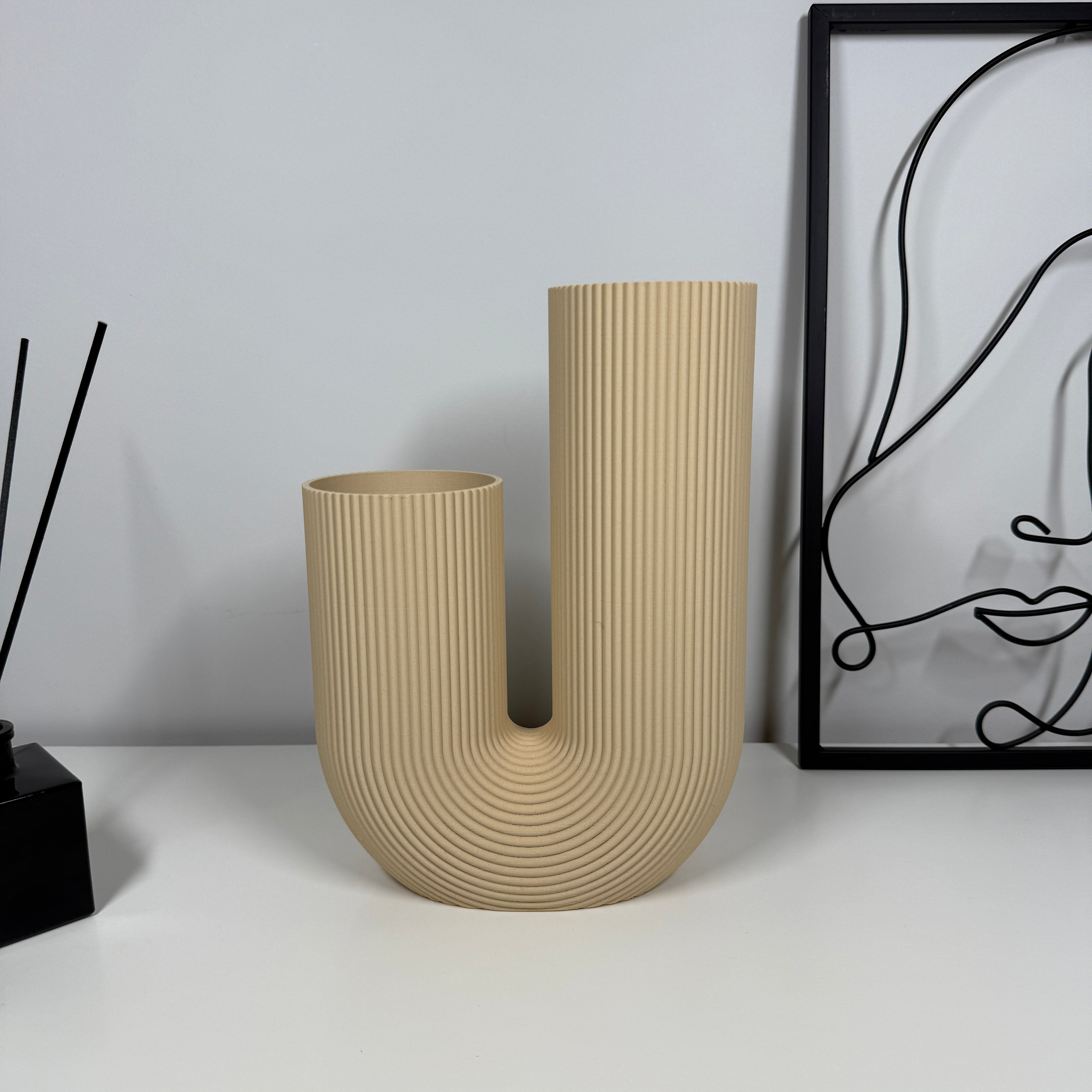 JUNO – J formos dekoratyvinė vaza