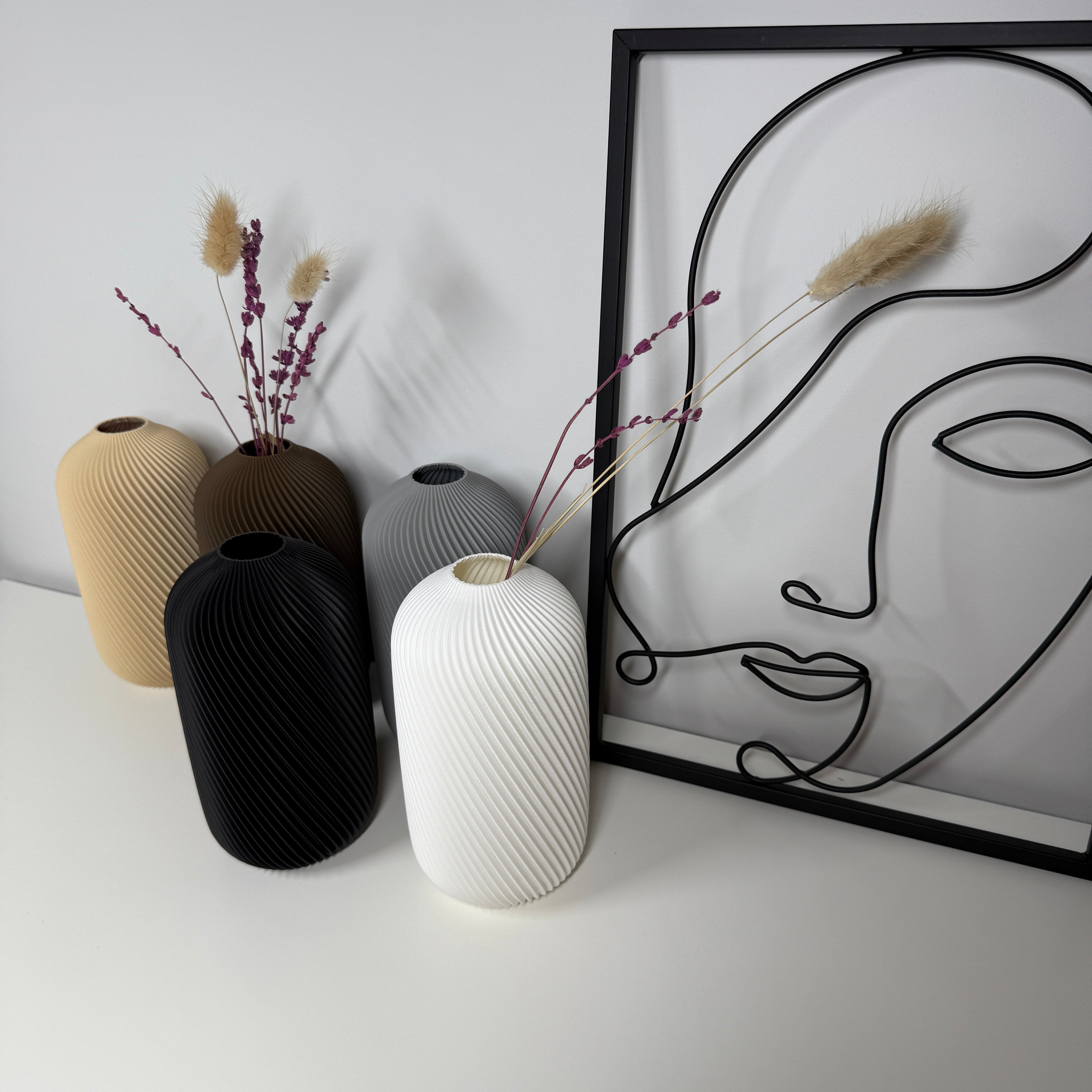 NOIR – Dekoratyvinė cilindro formos vaza