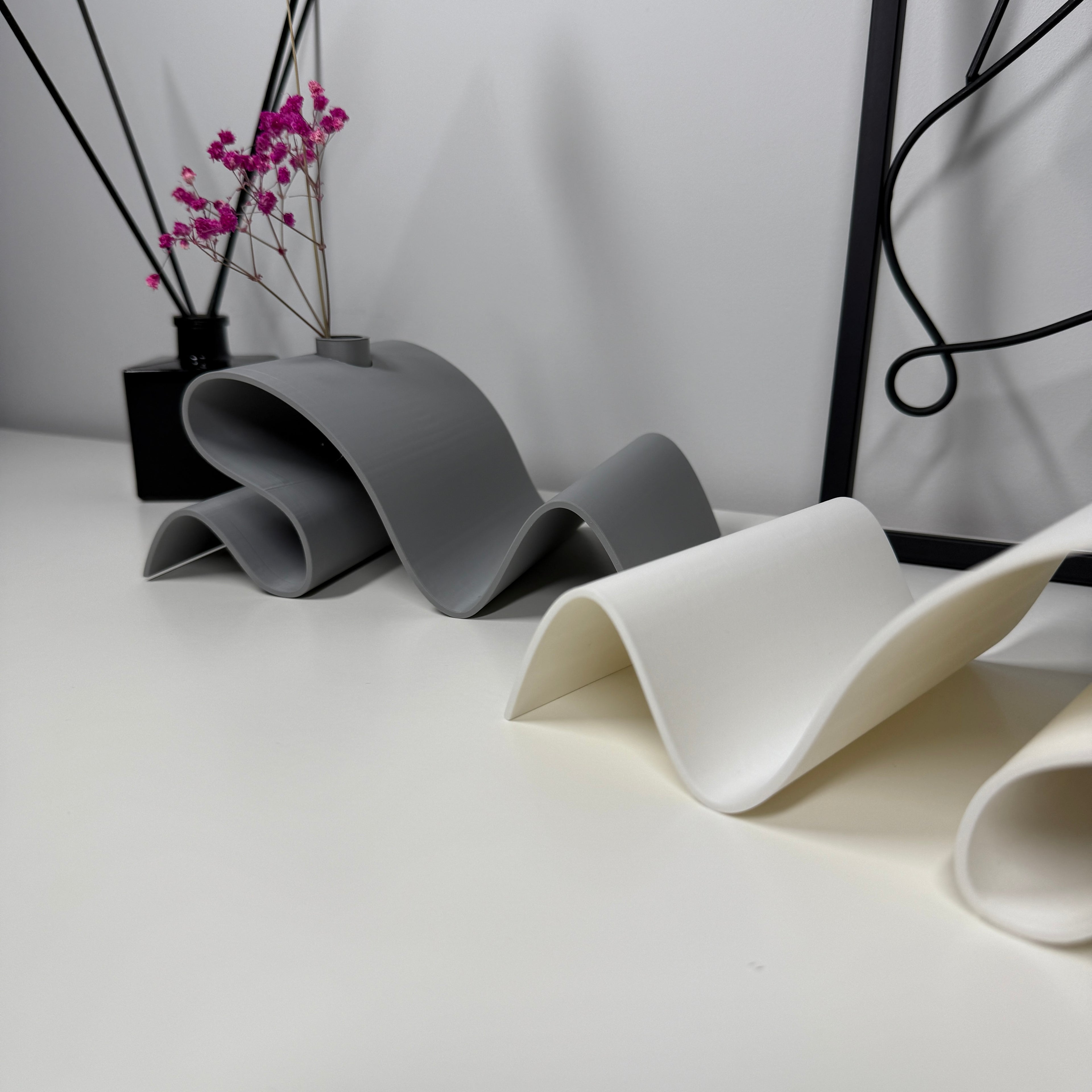 WAVE – Moderni banguota vaza